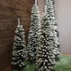 Albero di Natale artificiale Narrow Alt. 210 cm Verde innevato
