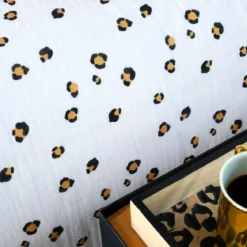 Copripiumino e due federe in doppio cotone (260 x 240 cm) Baguy Marrone