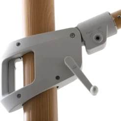 Ombrellone decentrato rettangolare in alluminio con base (3 x 4 m) Elyra effetto legno e Antracite