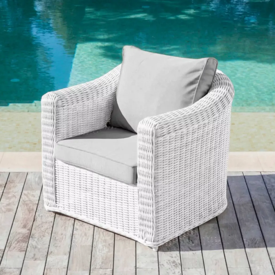 Poltrona da giardino in resina intrecciata Calvi Bianco e grigio chiaro