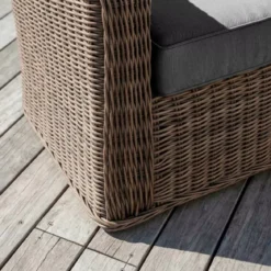 Salotto da giardino in resina intrecciata 7 posti 5 pezzi Calvi Seppia e grigio scuro