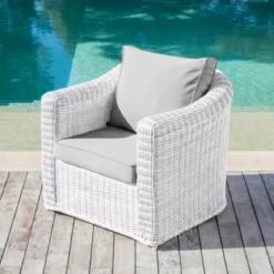 Salotto da giardino in resina intrecciata 5 posti 4 pezzi Calvi Bianco e grigio chiaro