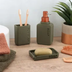 Set bicchiere distributore e porta sapone in poliresina incisa Sia Verde oliva