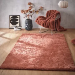 Tappeto rettangolare in finta pelliccia (140 x 200 cm) Finn Terracotta